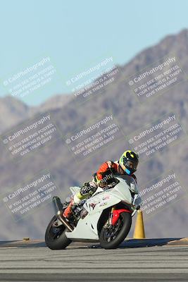 media/Dec-04-2025-Racers Edge (Thu) [[5ebc9f124d]]/3-B Group/6-Session 4 (Turn 9)/